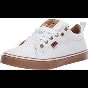 NWOT women’s Harley-Davidson sneakers size 7